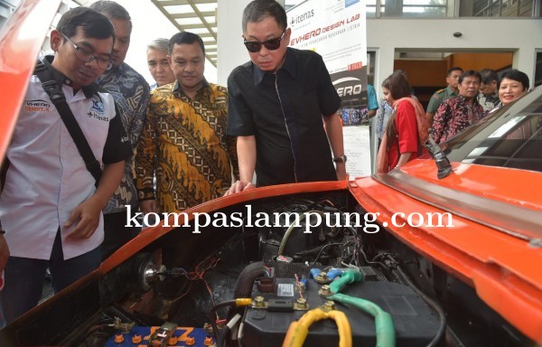 Mampu Kurangi Polusi dan Impor BBM, Pemerintah Dorong Harga Mobil Listrik Makin Terjangkau