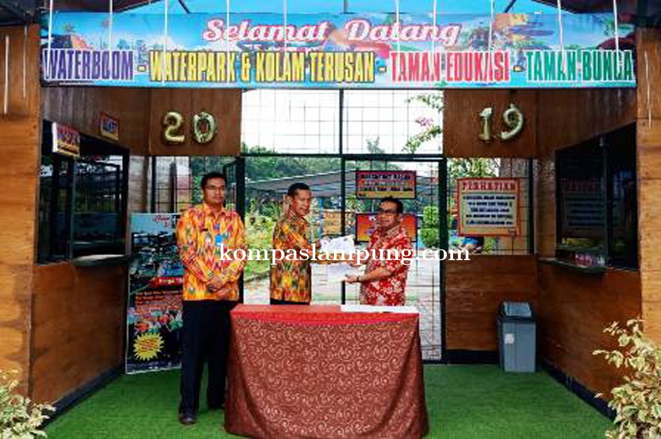 Asik ! Warga Kota Metro Bawa KIA ke TMII Dapat Diskon 15 Persen