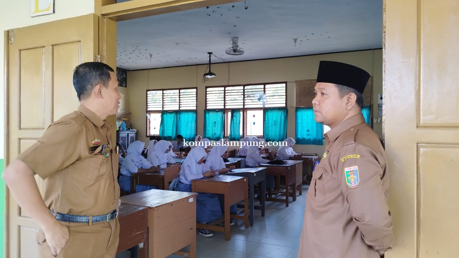 Kepsek SMANDA Metro Ajak Peserta Didik Tadarus Sebelum Mulai Belajar di Bulan Suci Ramandhan