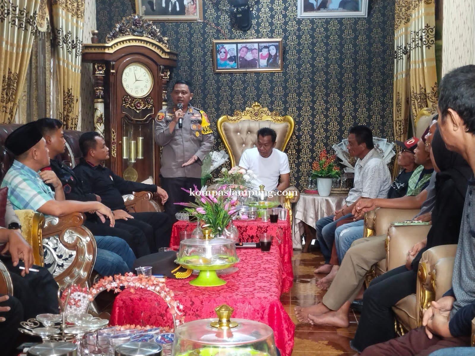 Ricuh Turnamen Sepak Bola di Lampung Tengah Berhasil Diselesaikan Secara Kekeluargaan di Polres
