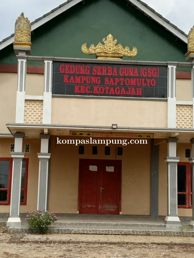 KOMPENSASI PERANGKAT KAMPUNG SAPTOMULYO DARI TANAH BENGKOK