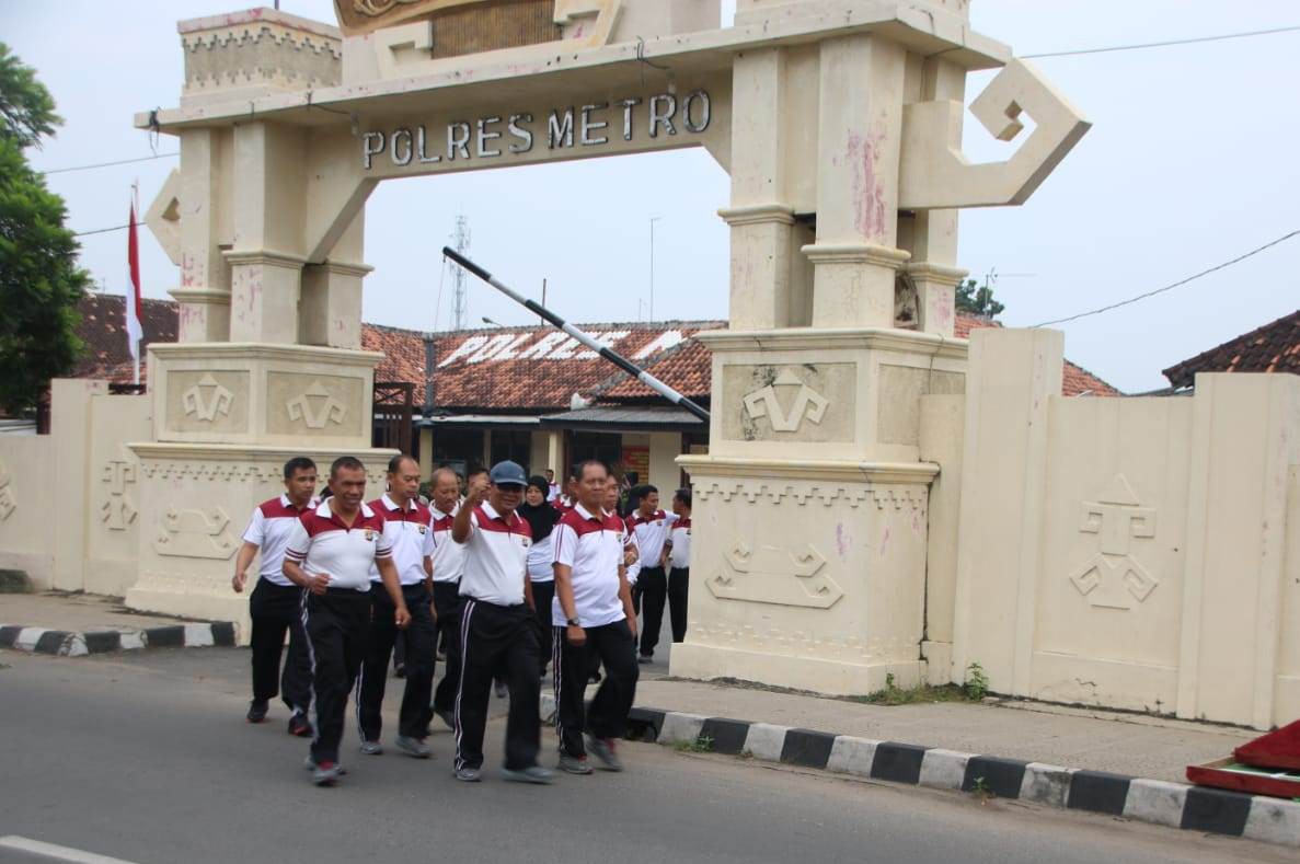 Lewat Olahraga Polres Metro Jaga Kekompakan