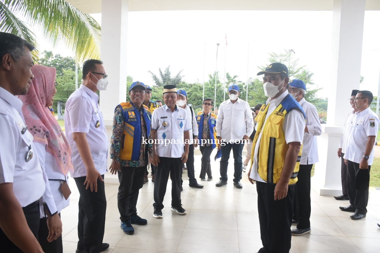 Bupati Dawam Terima Kunjungan Dirjen SDA Kementerian PUPR Terkait Pembangunan Bendungan Marga Tiga