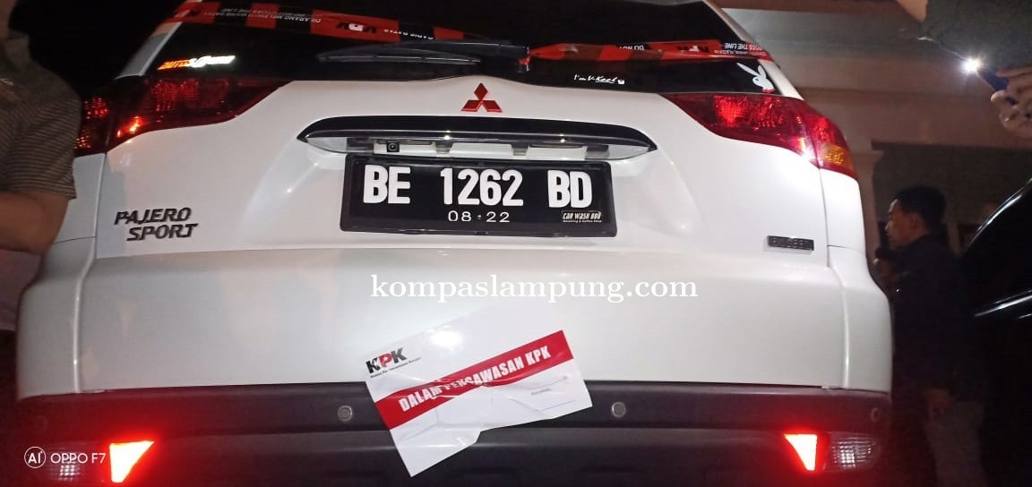 Lagi-Lagi Pejabat Lampung Kena OTT, KPK Sambangi Rumdis Bupati Lampung Utara