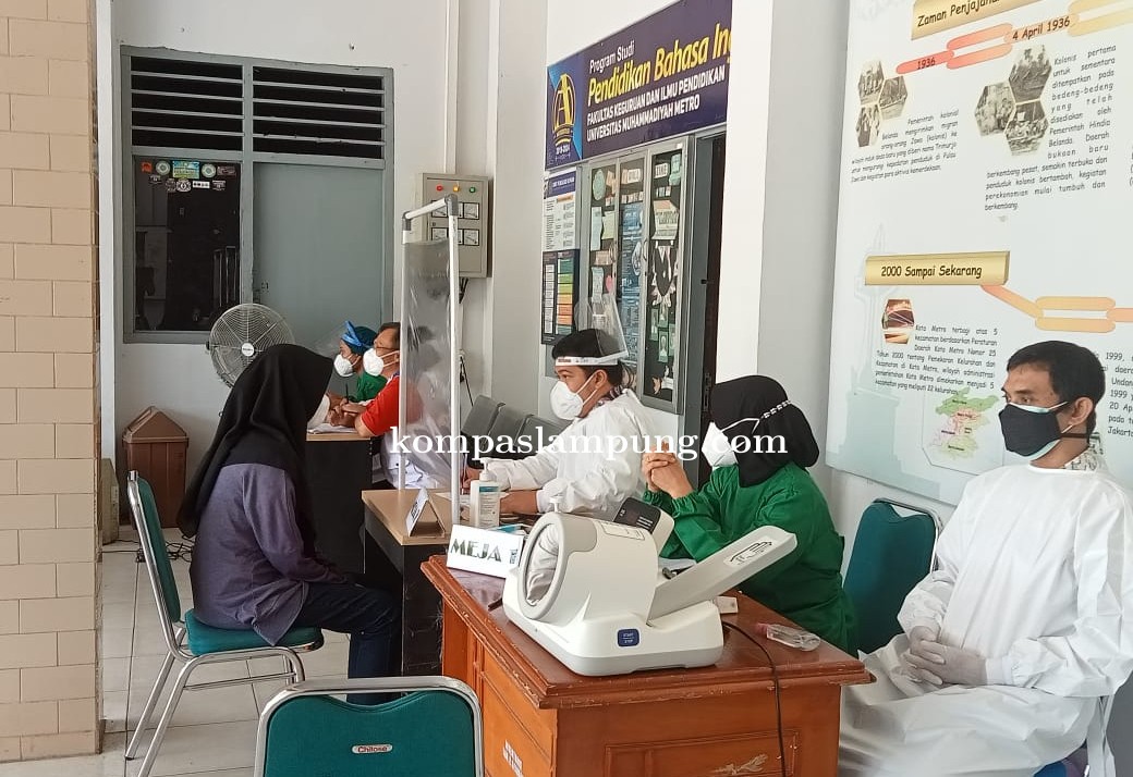 2000 Warga Antusias Ikut Vaksinasi Lintas Iman MCCC Kota Metro