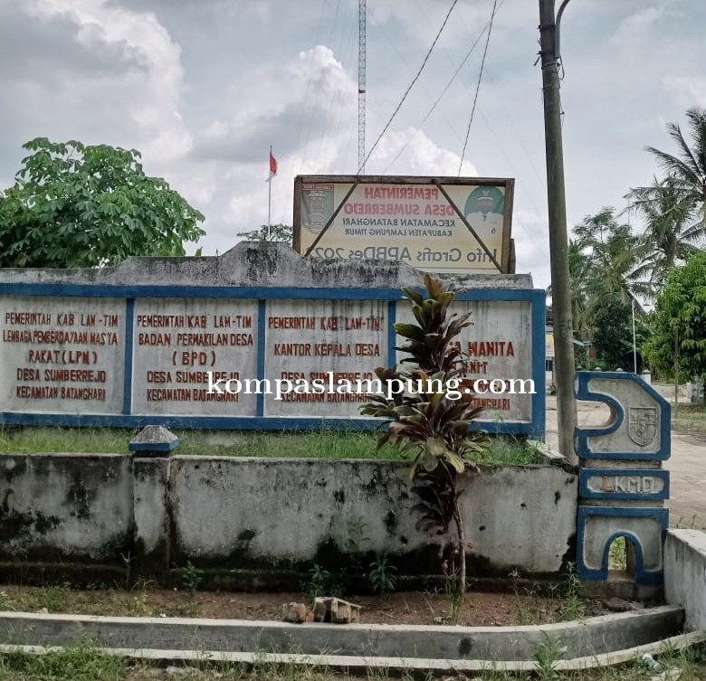 Diduga Anggota BPD Desa Sumberrejo, Kecamatan Batanghari Main Mata Dengan Lurah Kelola Proyek Desa