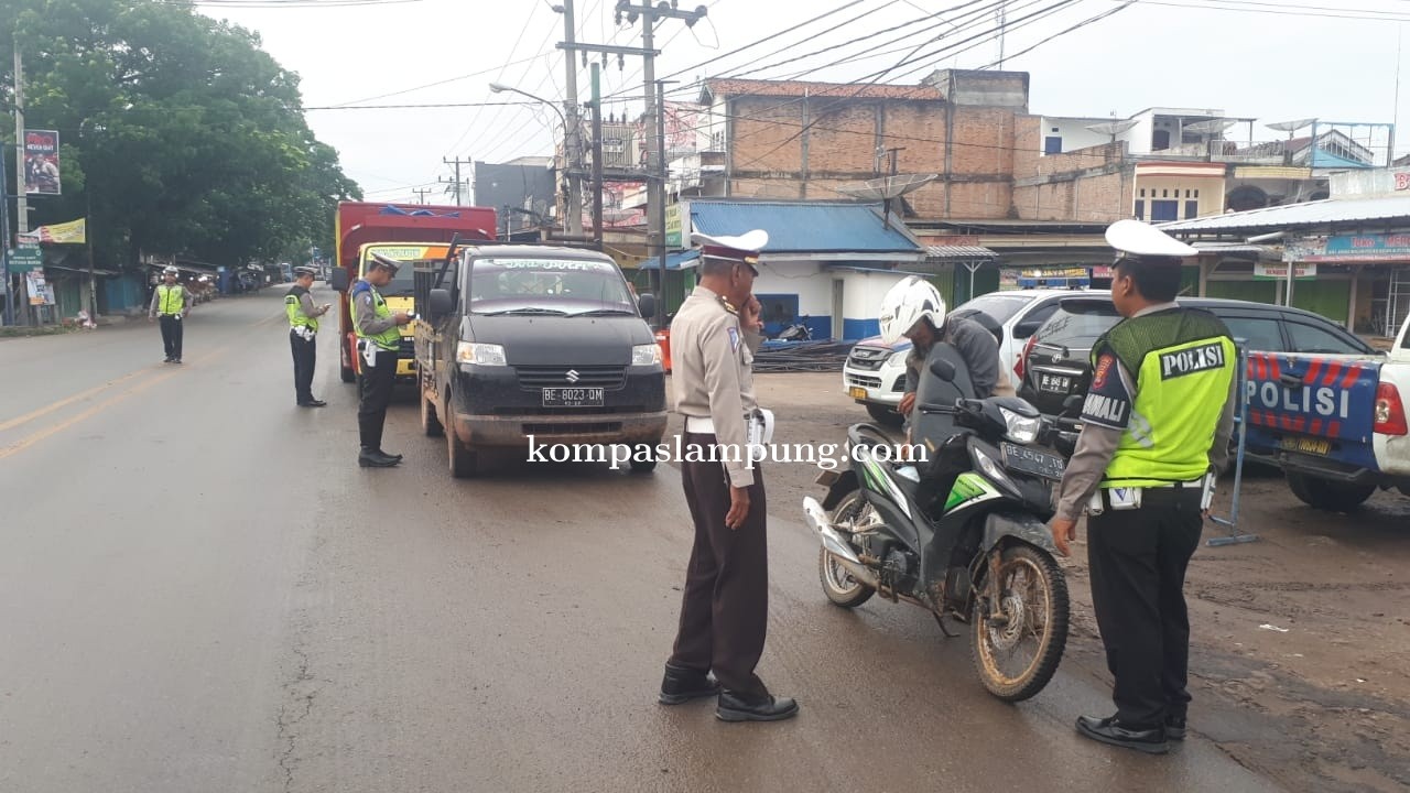 Satlantas Polres Tulang Bawang Gelar Razia Di Pasar Unit 2  
