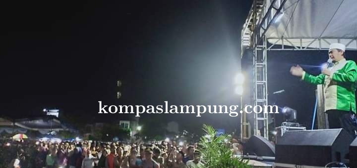 HUT Mesuji Ke-11 Tahun Panitia Mendatangkan Ustad Solmed Untuk Memimpin Pengajian Akbar