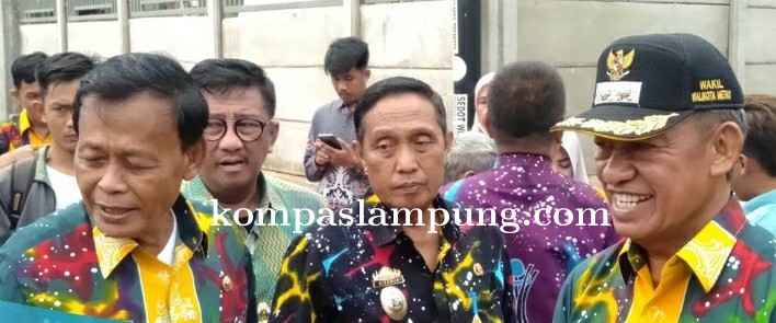 Walikota Dan Wakil Walikota Metro Meninjau Lokasi Banjir