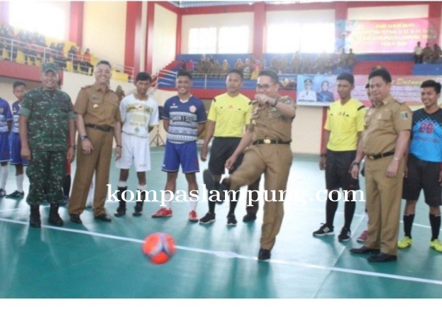 Zaiful Bokhari Resmikan GOR Bumei Tuwah Bepadan