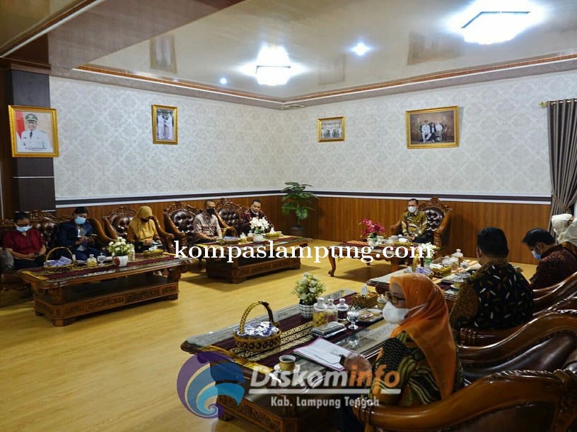 Sekda Lamteng Menerima Audiensi Direktorat Penerbitan dan Produksi Ternak