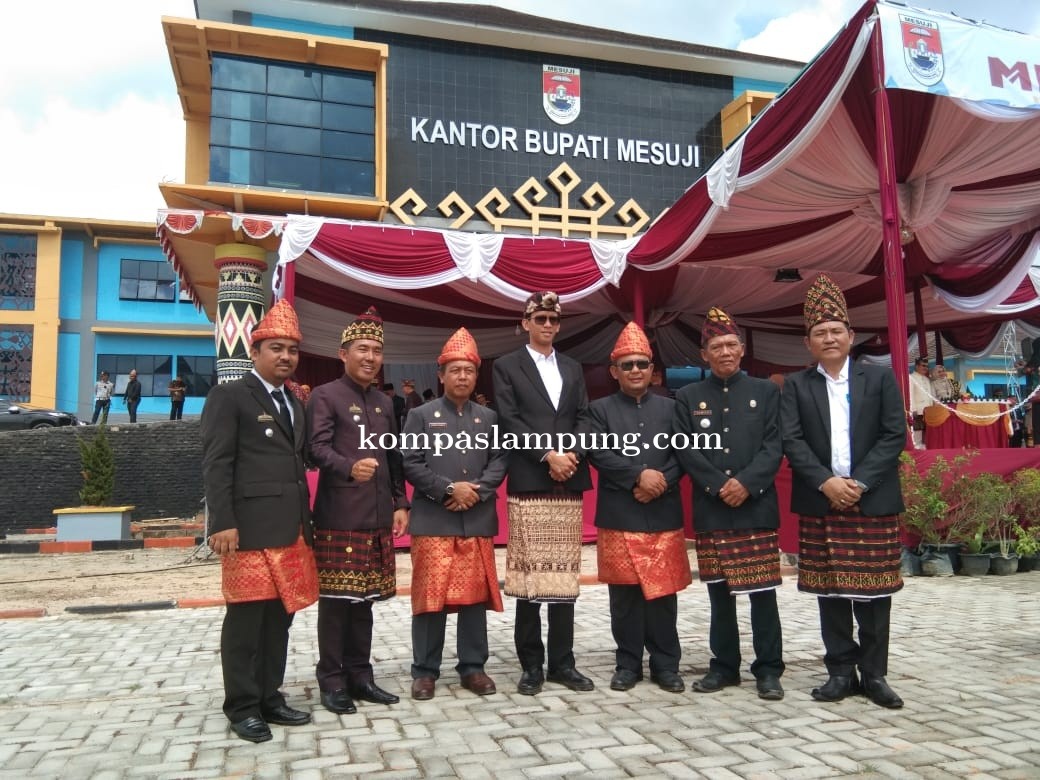 Pemerintah Kabupaten Mesuji Melaksanakan Upacara Perayaan HUT Mesuji Yang Dihelat Di Halaman Pemda