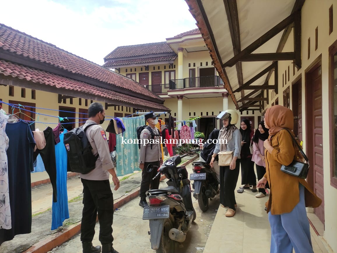 Polsek Batanghari Laksanakan Patroli Rutin dan Sambang Desa